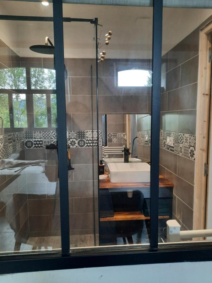 Chez Line Et Pierre: Appartement Spacieux, Lumineux Et Equipe La Bastide-de-Serou Экстерьер фото